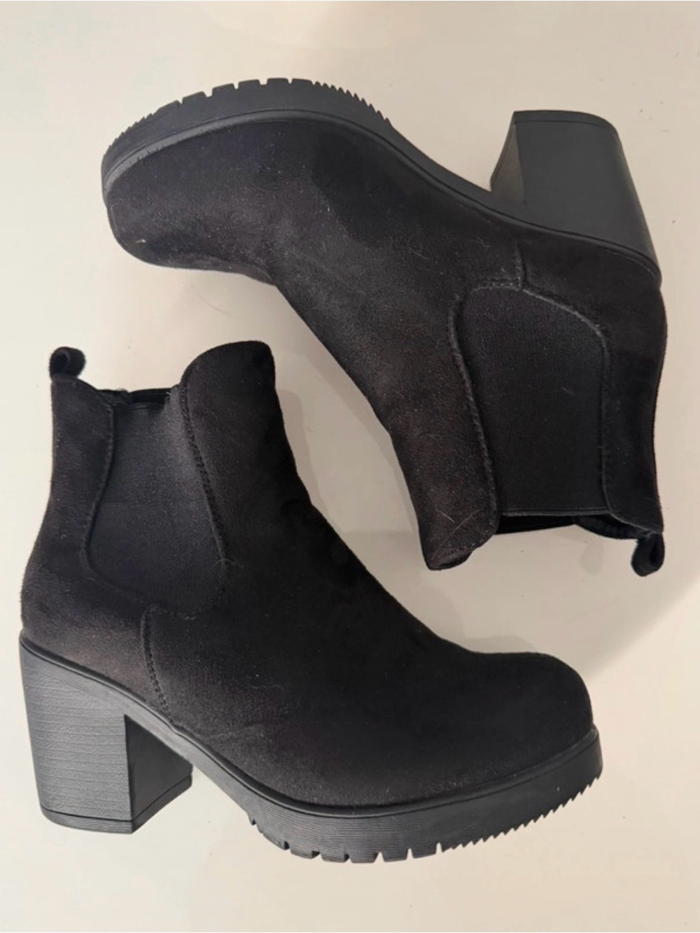 Dream Pairs Black Suede Block Heel Chelsea Booties